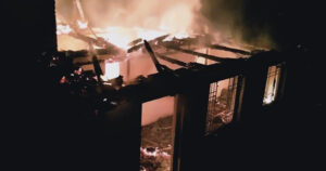 हिमाचल : 7 कमरों का मकान जलकर राख, 45 वर्षीय व्यक्ति की मौत की आशंका...